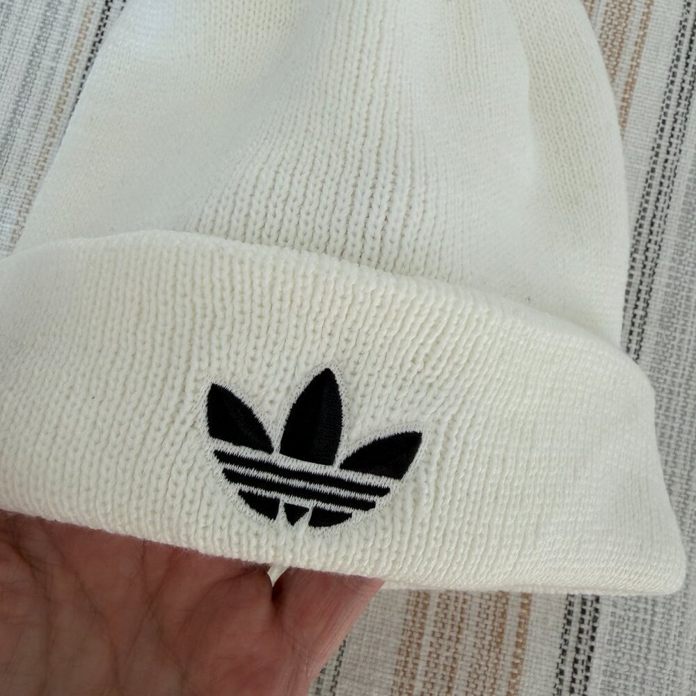 NWT Adidas Men Women Unisex Trefoil Beanie Hat $24